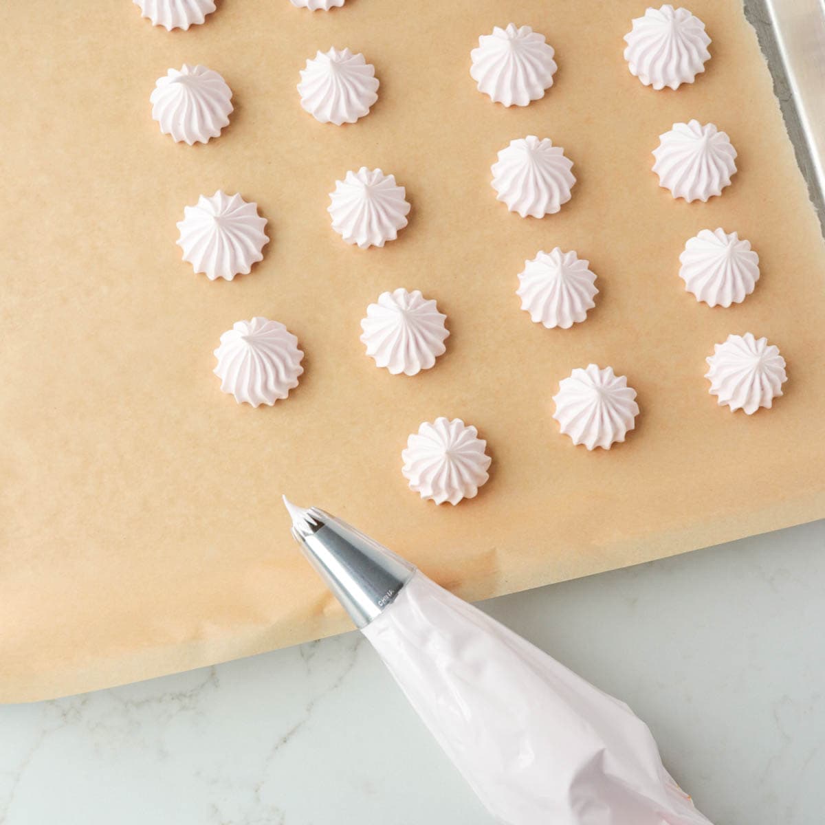 Vanilla Peppermint Meringues