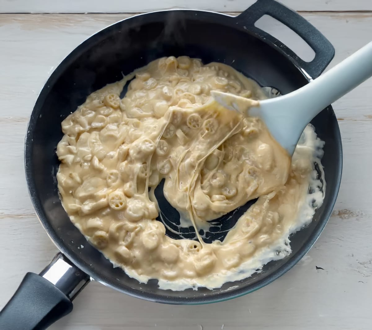 Mac & Cheese Wheel Pasta
