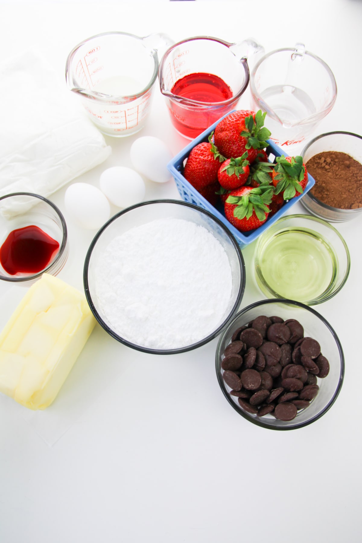 Chocolate Covered Strawberries Cupcakes