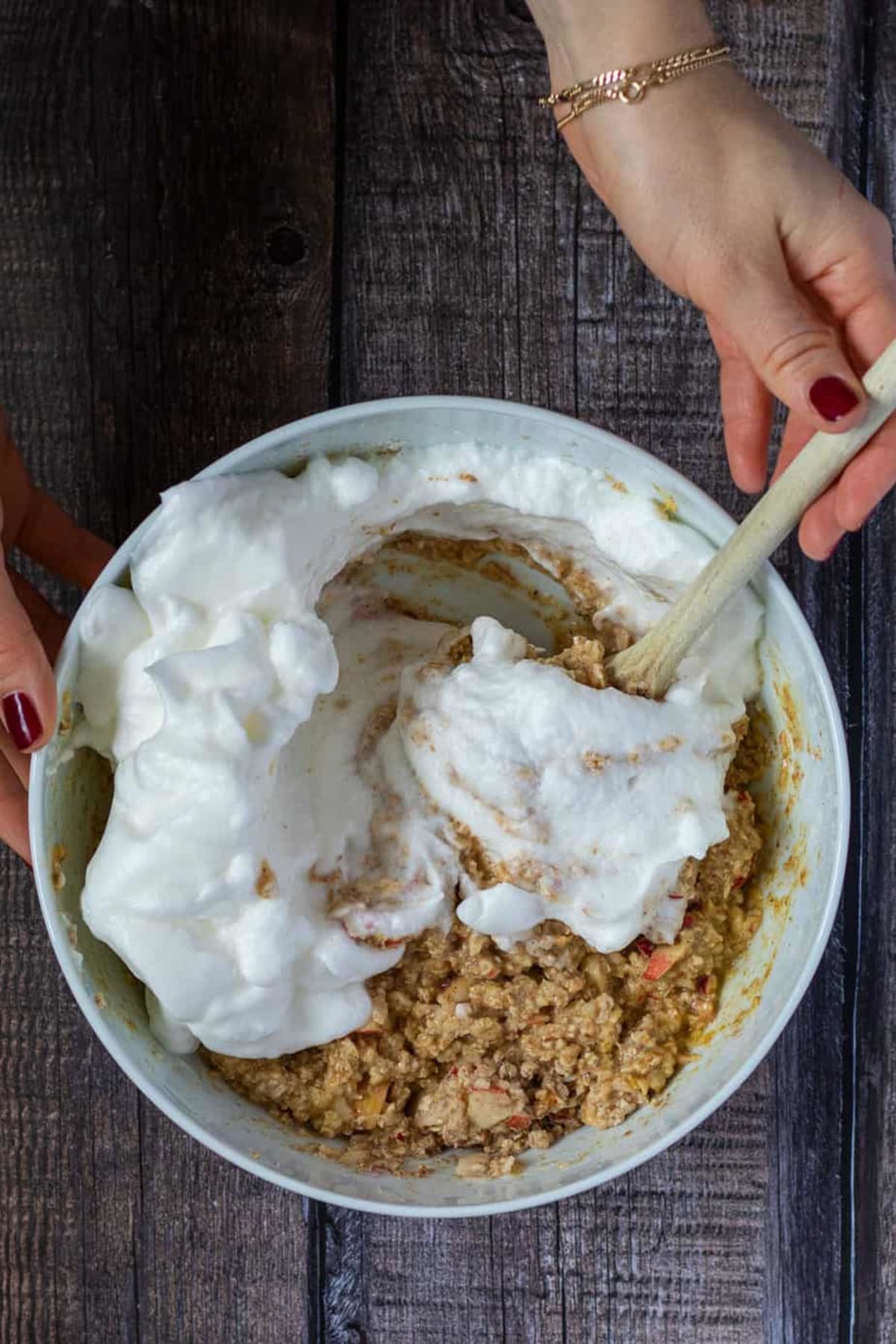 Healthy Apple Bread with Cinnamon