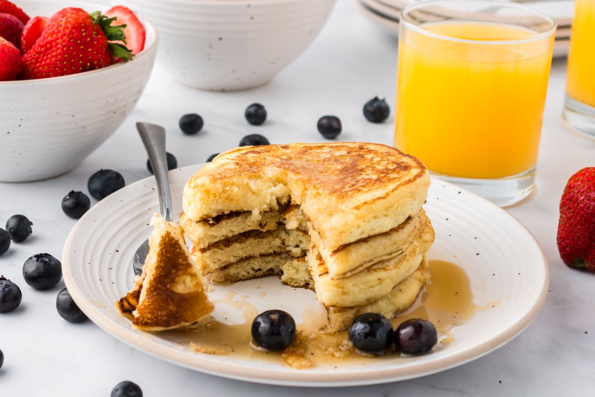 Sweet Milk Griddle Cakes