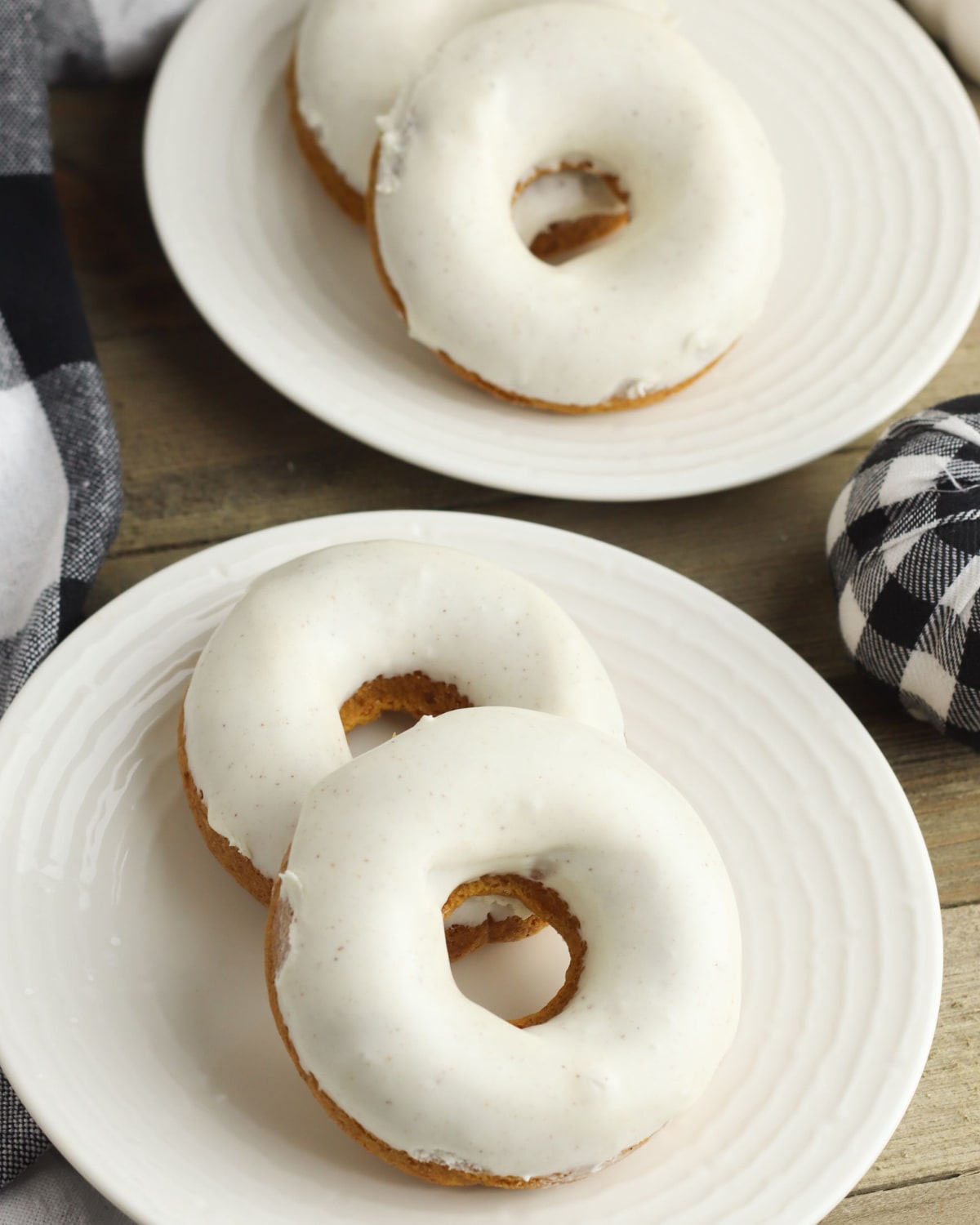 Pumpkin Spice Donuts