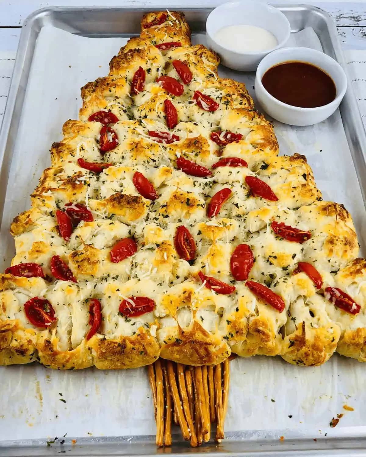 Pull Apart Christmas Tree Bread