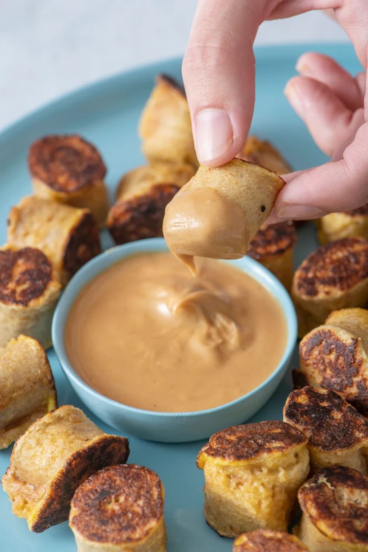 Peanut Butter French Toast Sushi Rolls