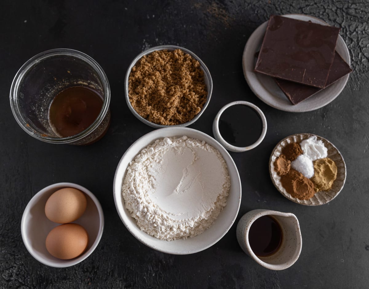 Brown Butter Gingerbread Chocolate Chip Blondies