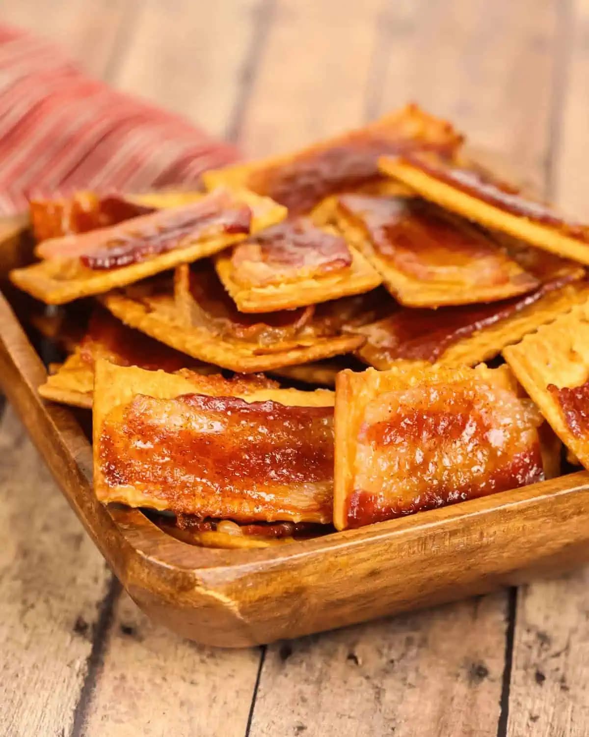 Glazed Bacon Crackers