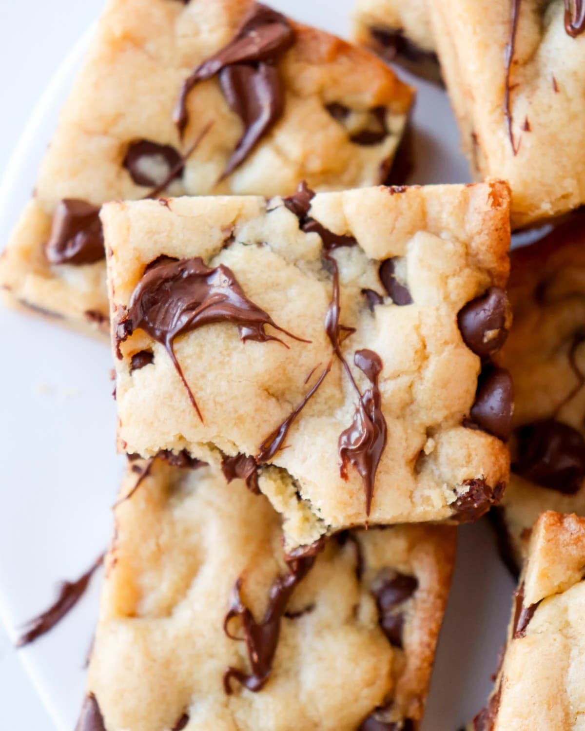 Easy Chocolate Chip Cookie Bars
