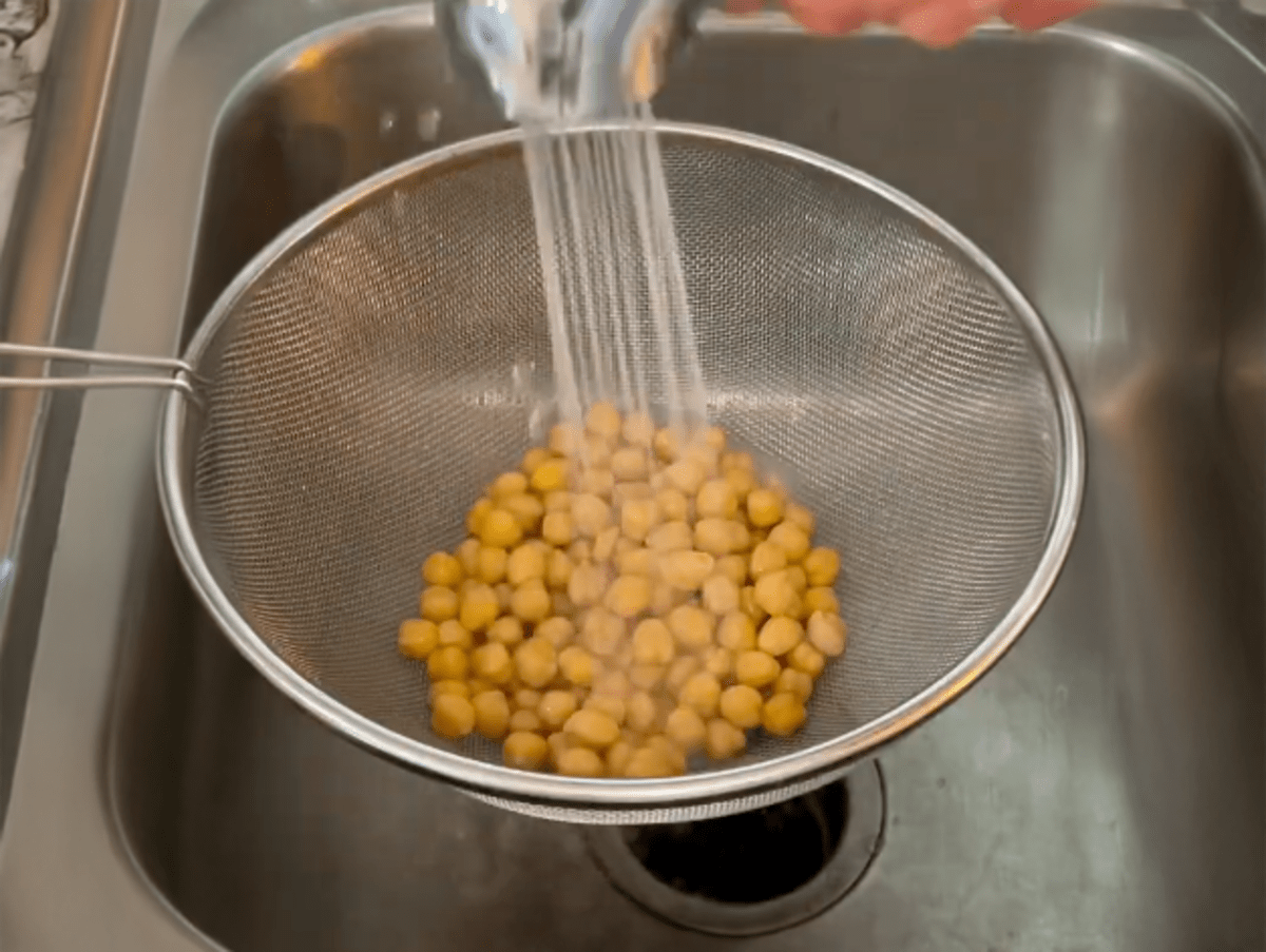 Crispy Air-Fried Chickpeas