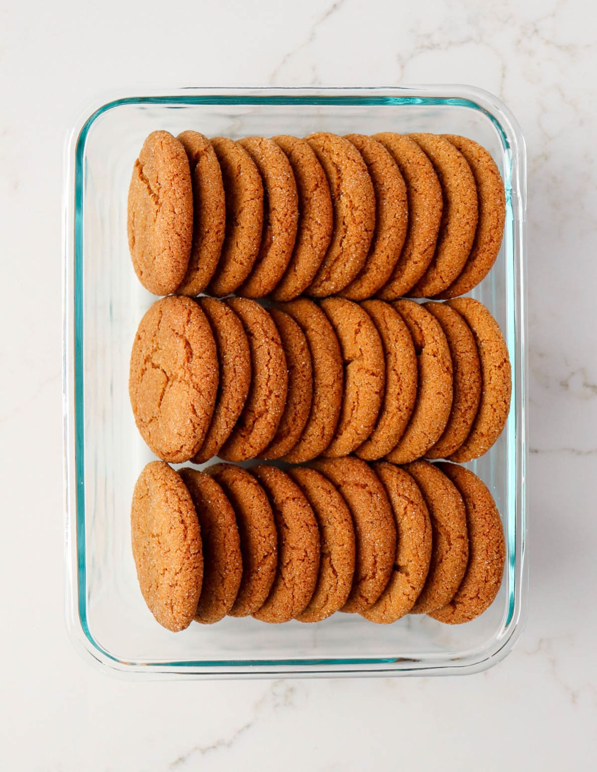 Chewy & Spicy Ginger Molasses Cookies
