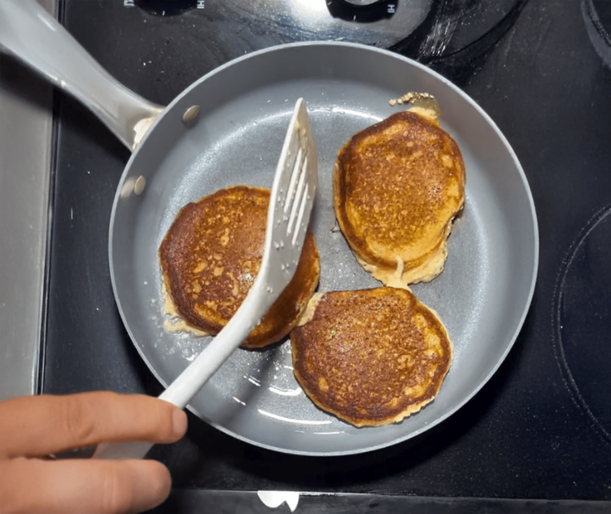 Oatmeal Protein Pancakes