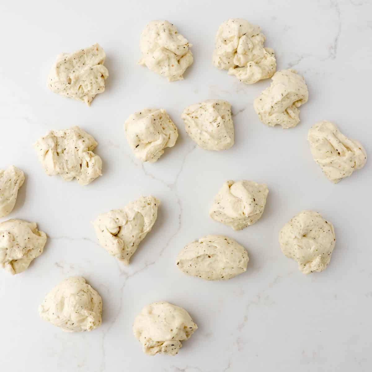 Italian Herb Dinner Rolls