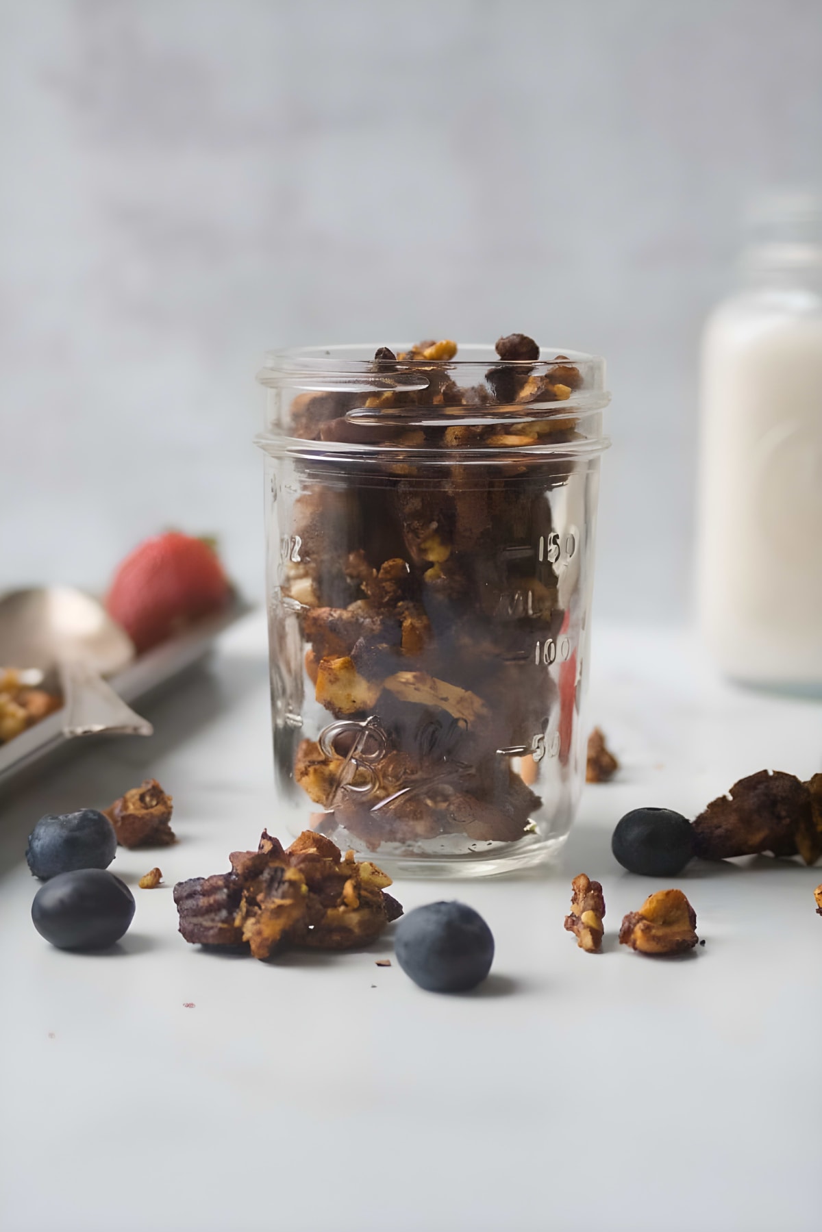 Paleo Gingerbread Granola