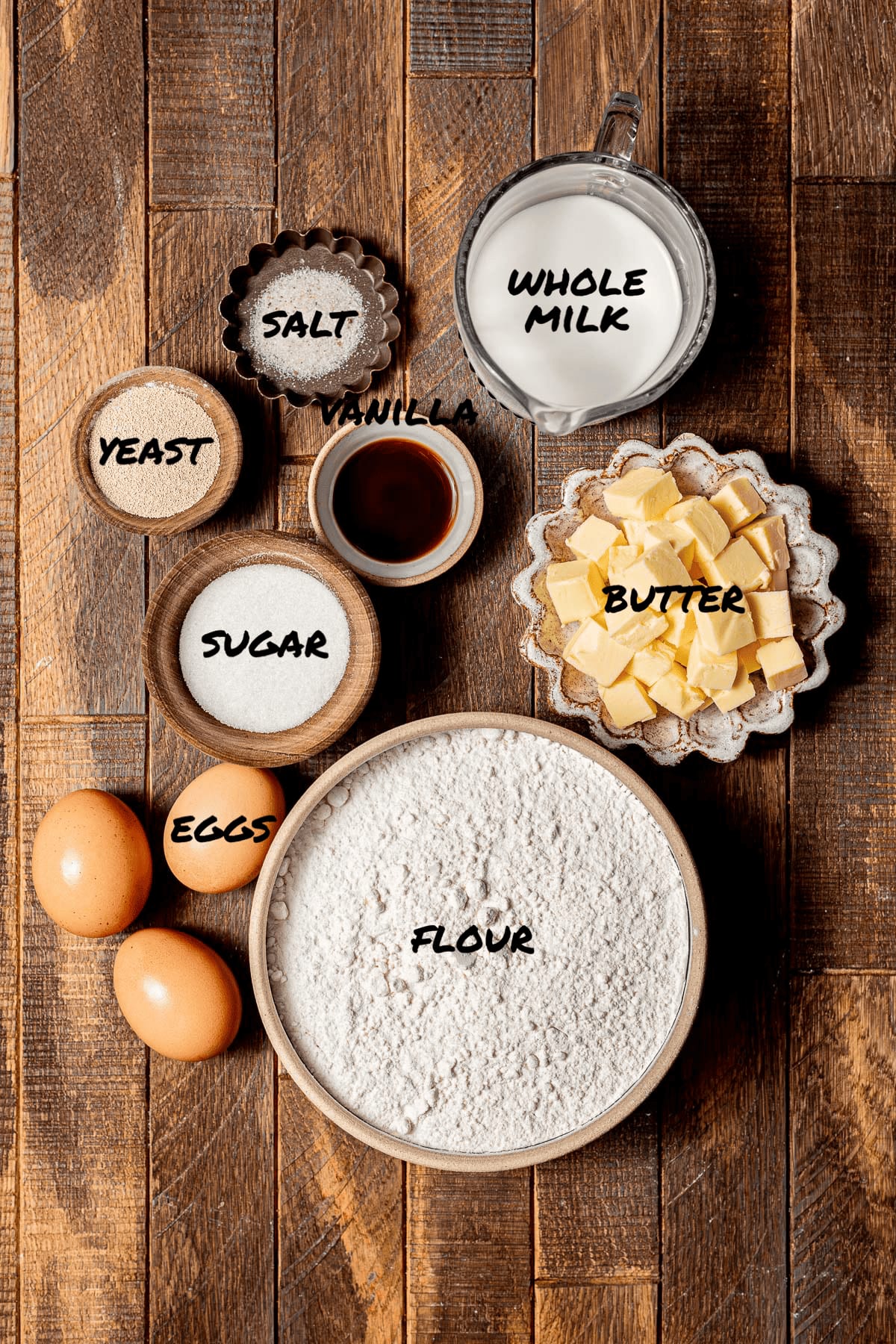 Mini Cinnamon Rolls with Heavy Cream