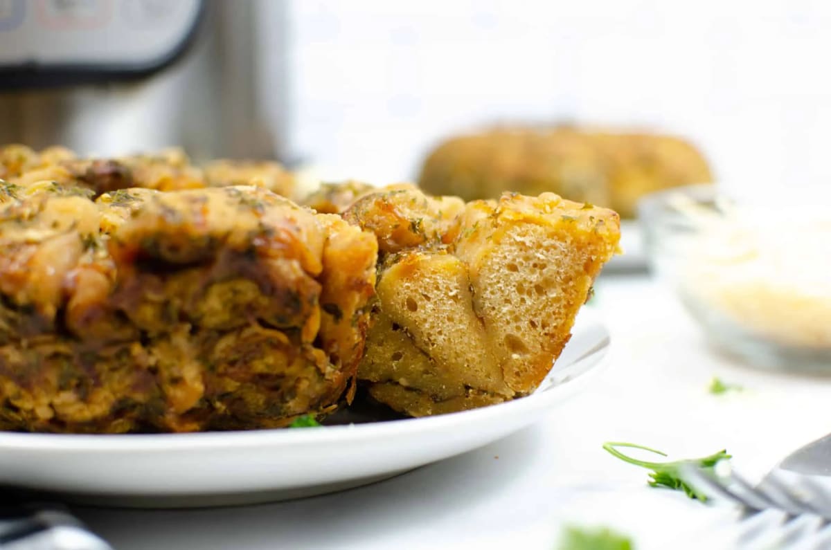 Instant Pot Garlic Parmesan Monkey Bread