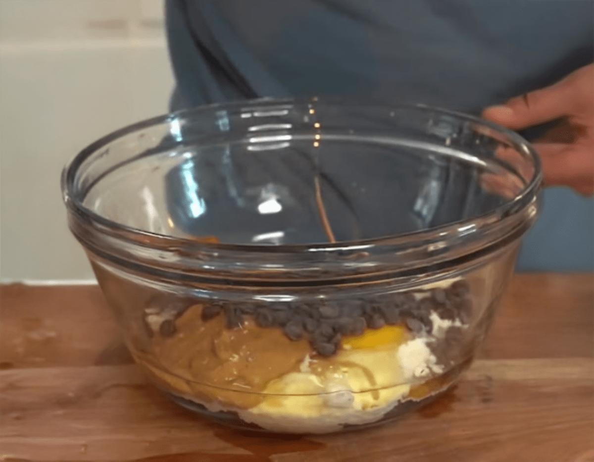 High Protein Chocolate Chip Peanut Butter Cookies