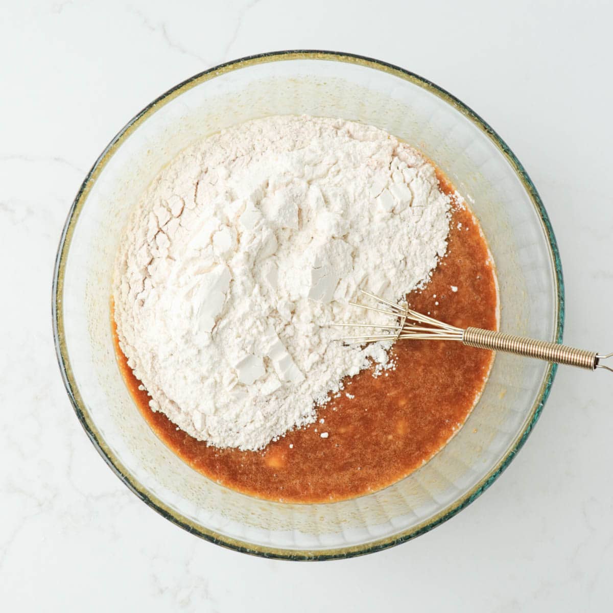 Gingerbread Banana Muffins