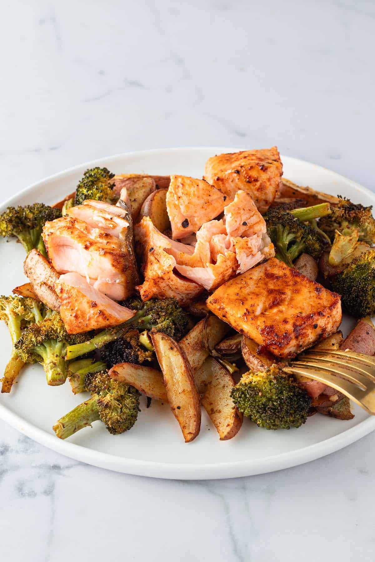 Baked Salmon with Potatoes