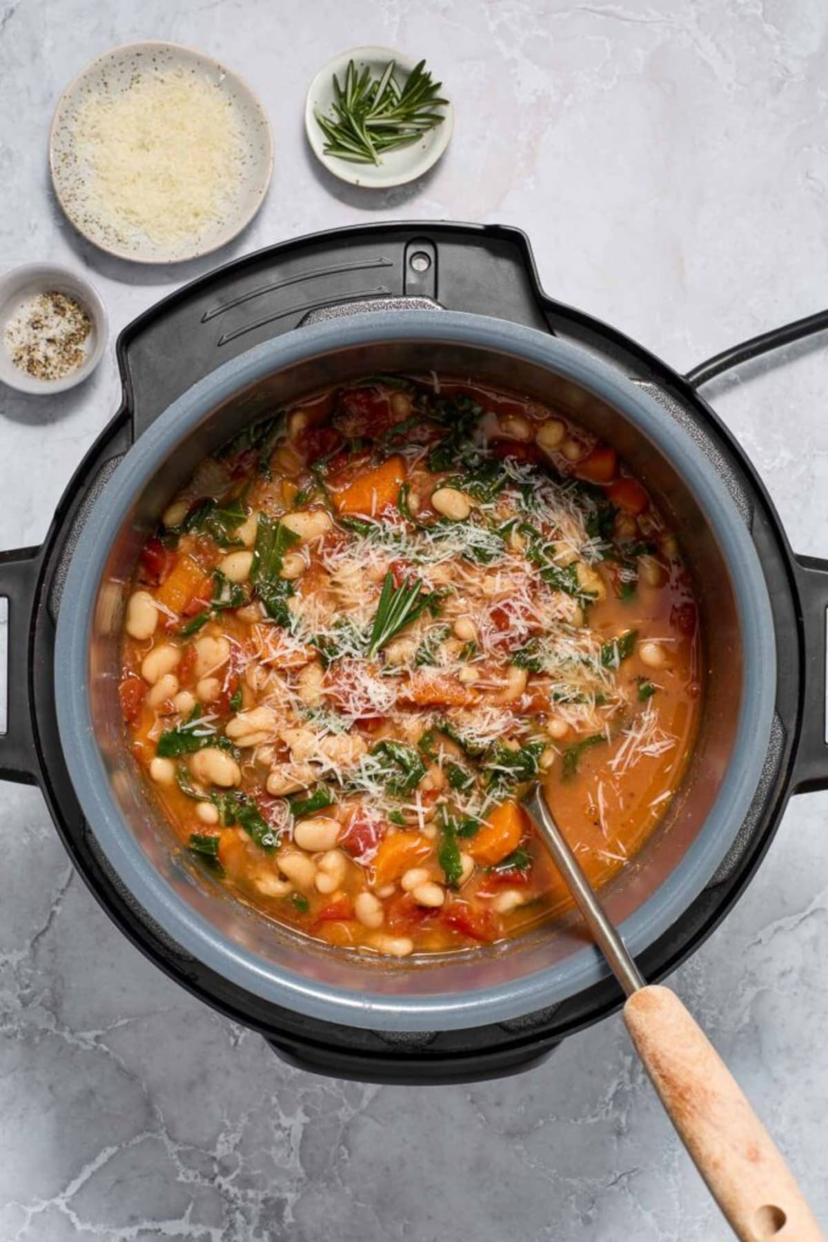 Instant Pot White Bean Stew