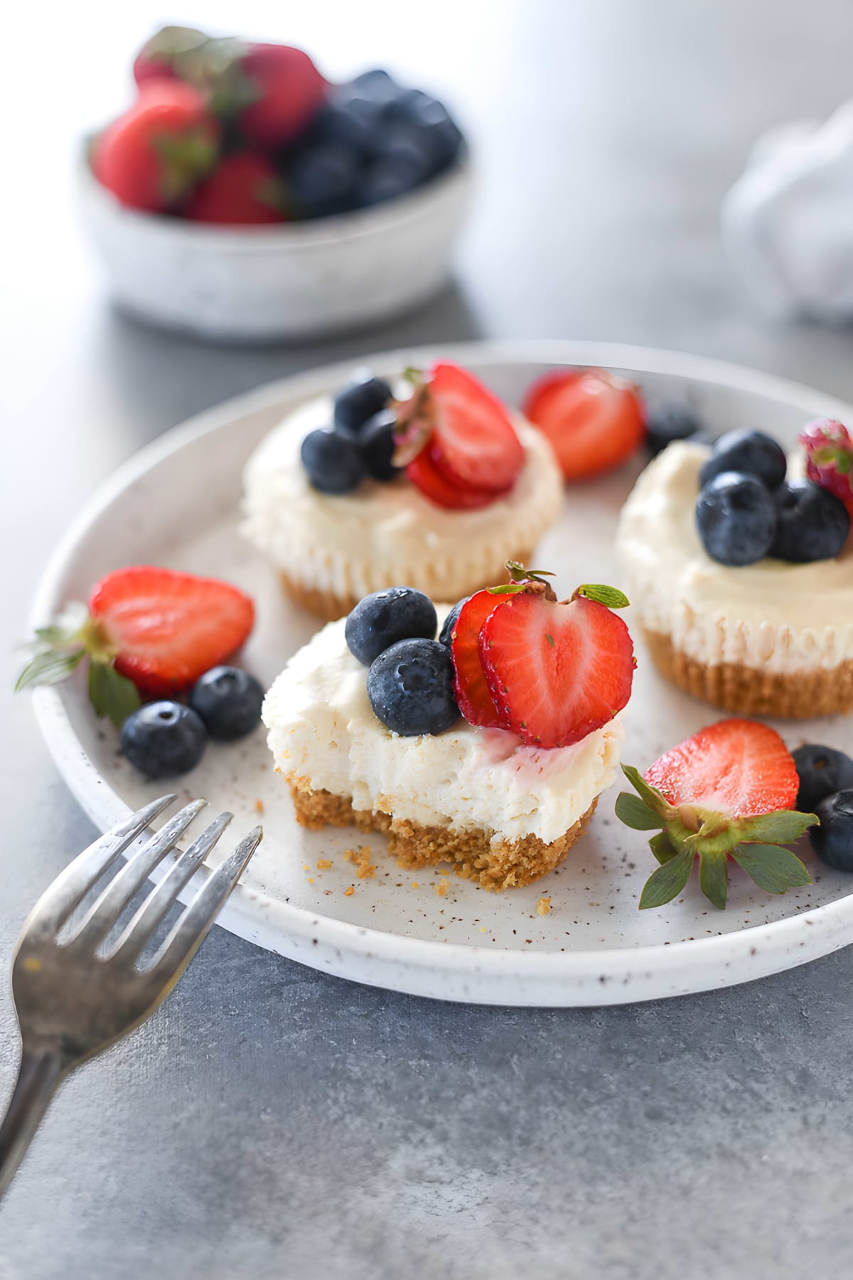 Mini No Bake Cheesecakes