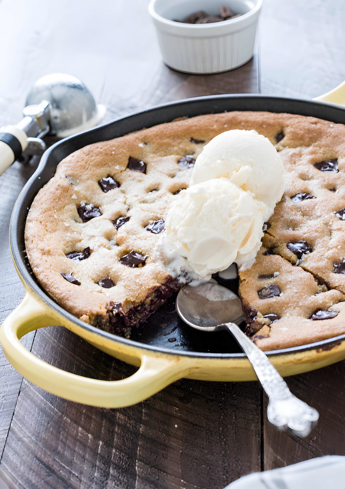 Skillet Chocolate Chip Cookie
