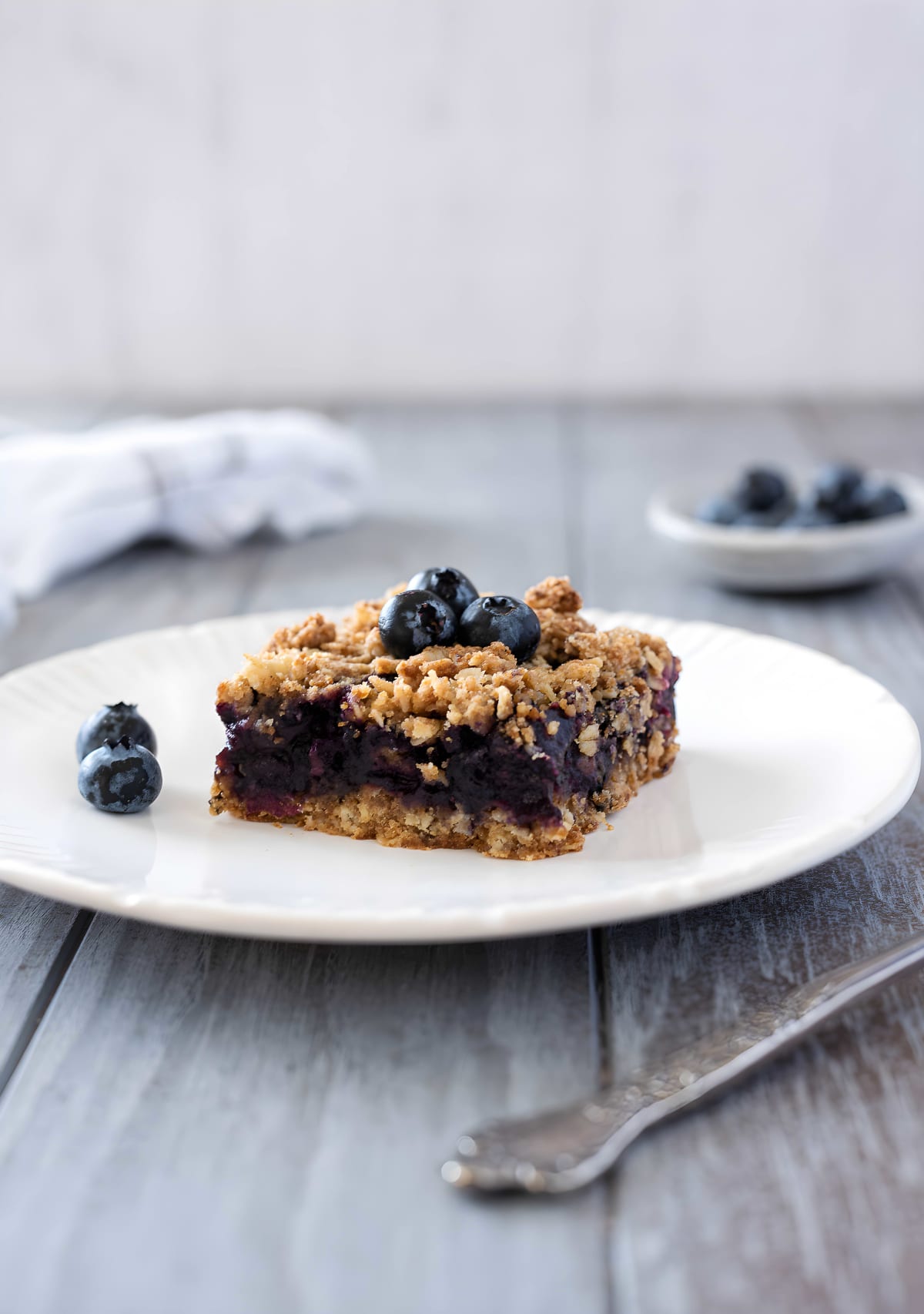 Blueberry Crumble Bars