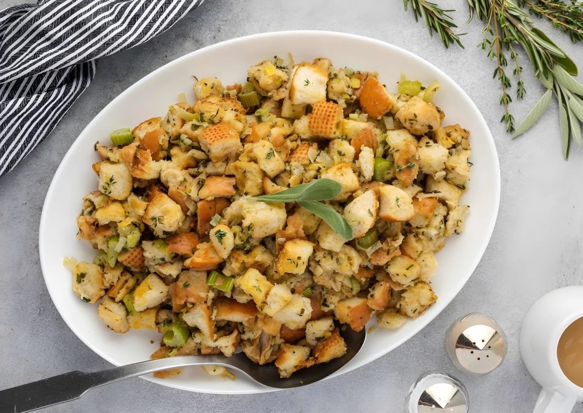 Easy Crock Pot Stuffing