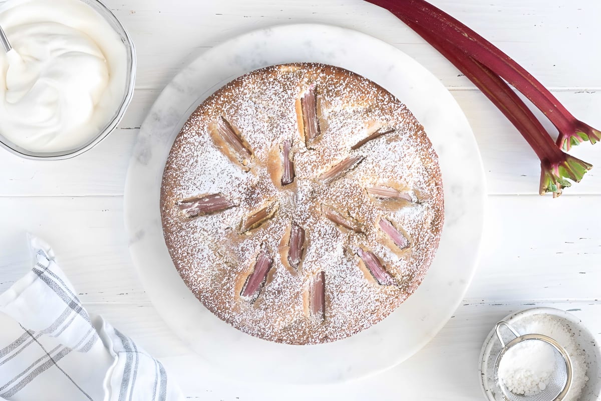 Rhubarb Cake
