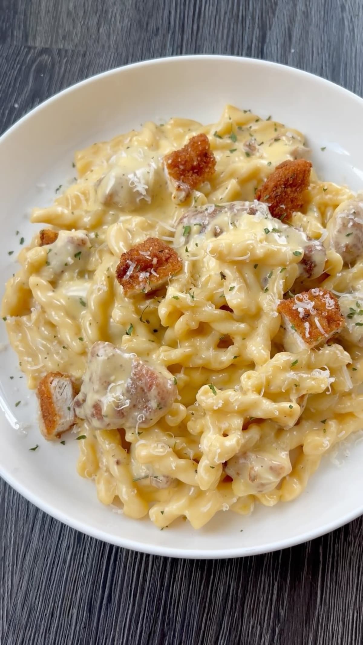 Crispy Chicken Mac & Cheese