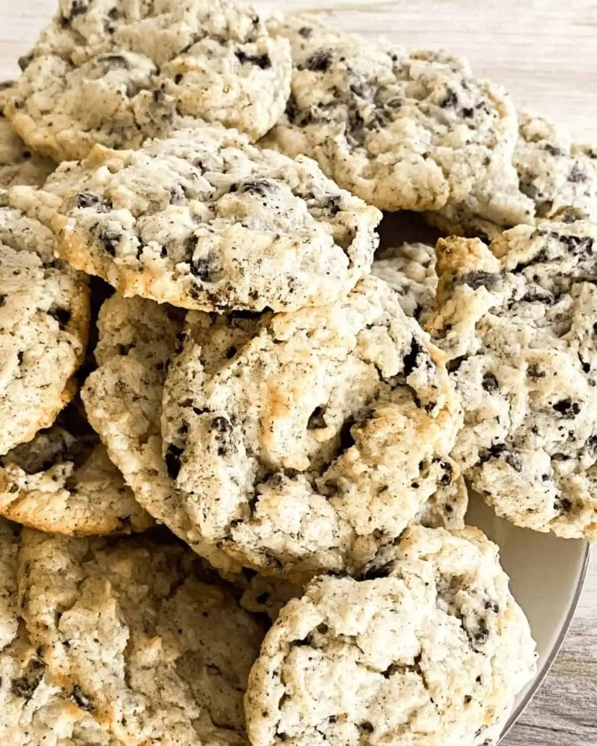 Oreo Cheesecake Cookies