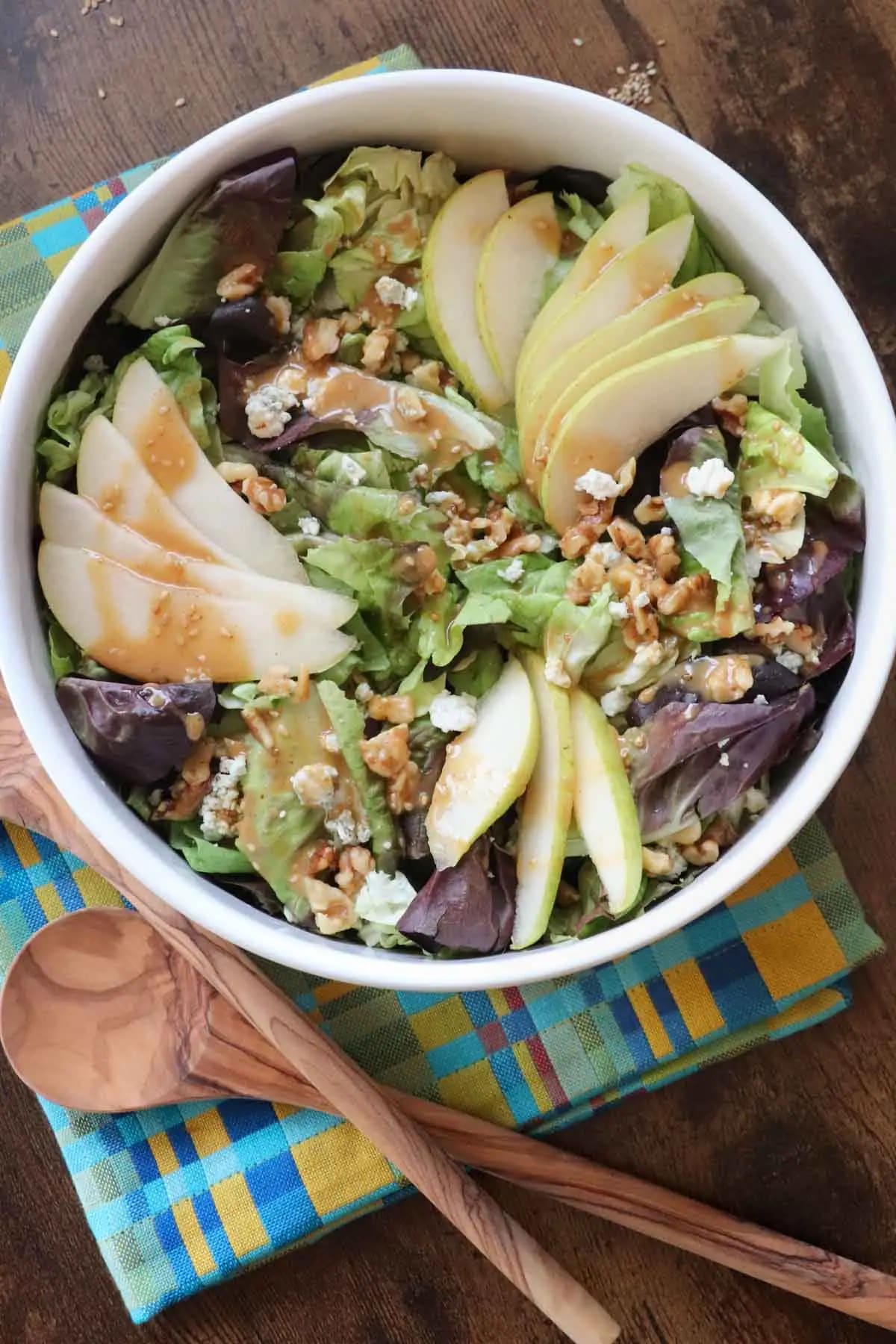 The Best Blue Cheese, Walnut, and Pear Salad
