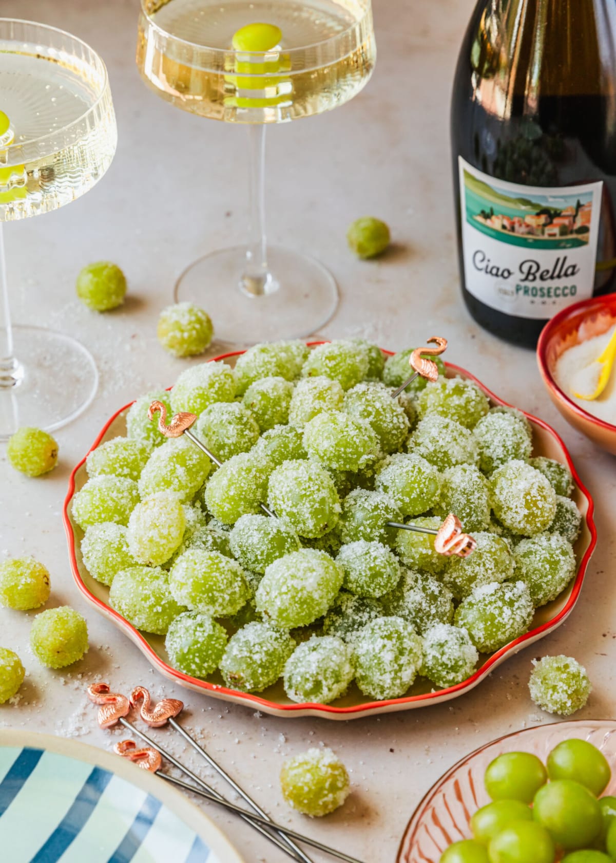 3-Ingredient Sugared Prosecco Grapes