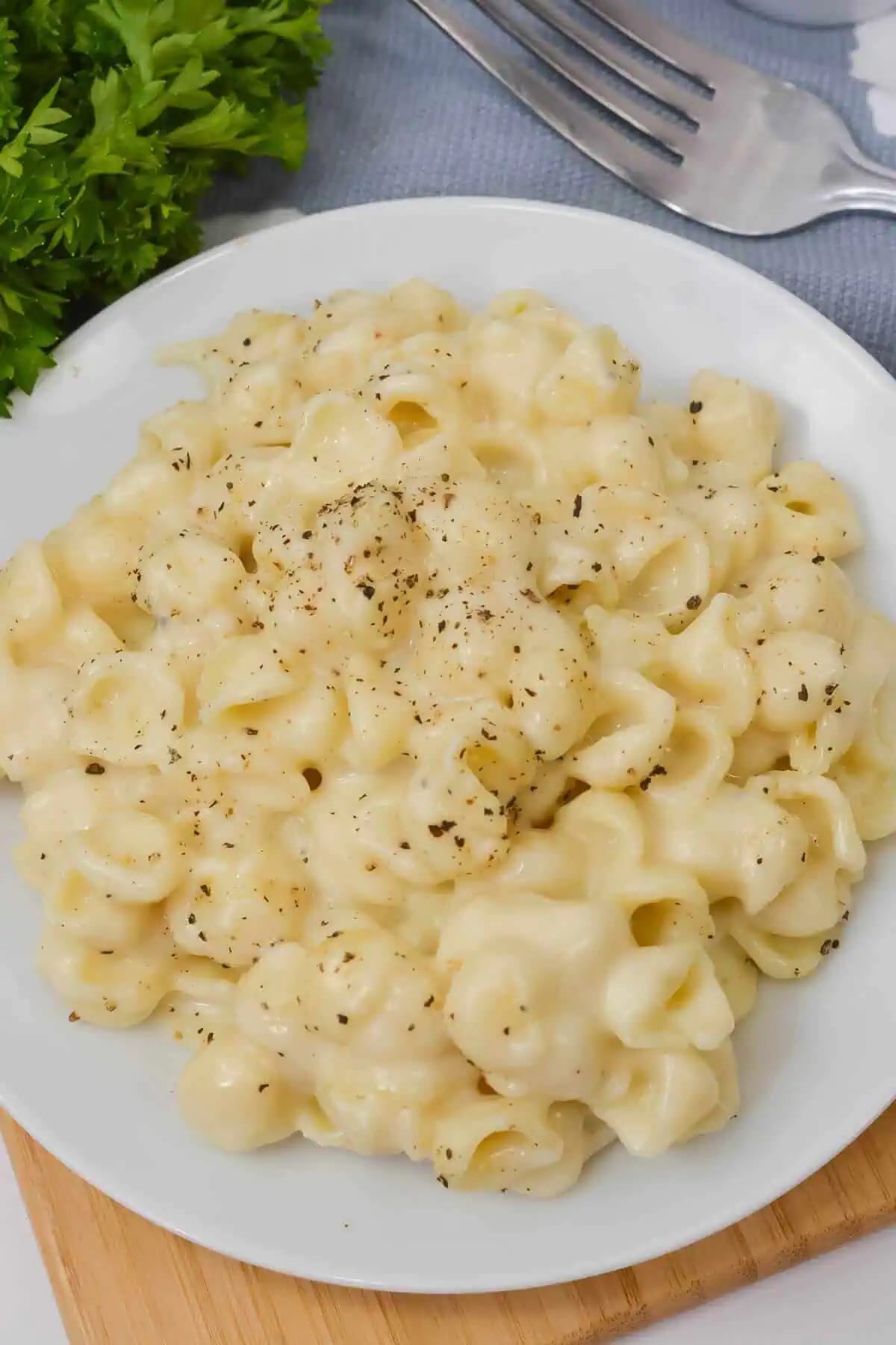 White Cheddar Mac and Cheese