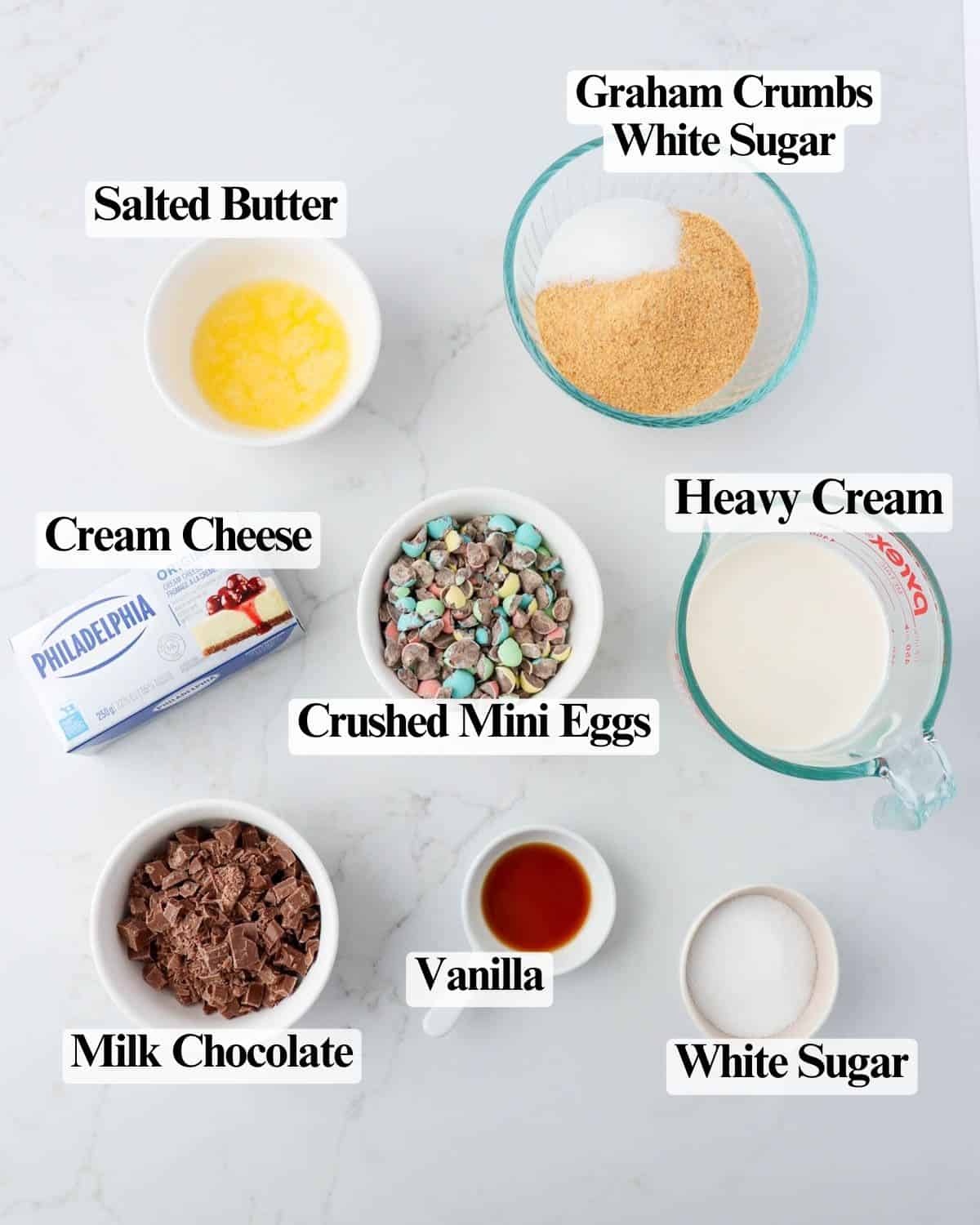 No-Bake Mini Egg Cheesecakes in a Jar