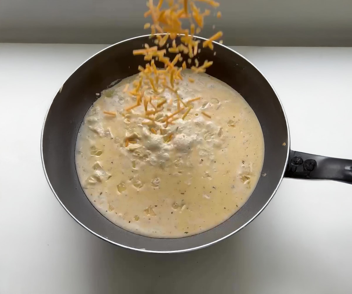 Cheesy Buffalo Chicken Bowtie Pasta