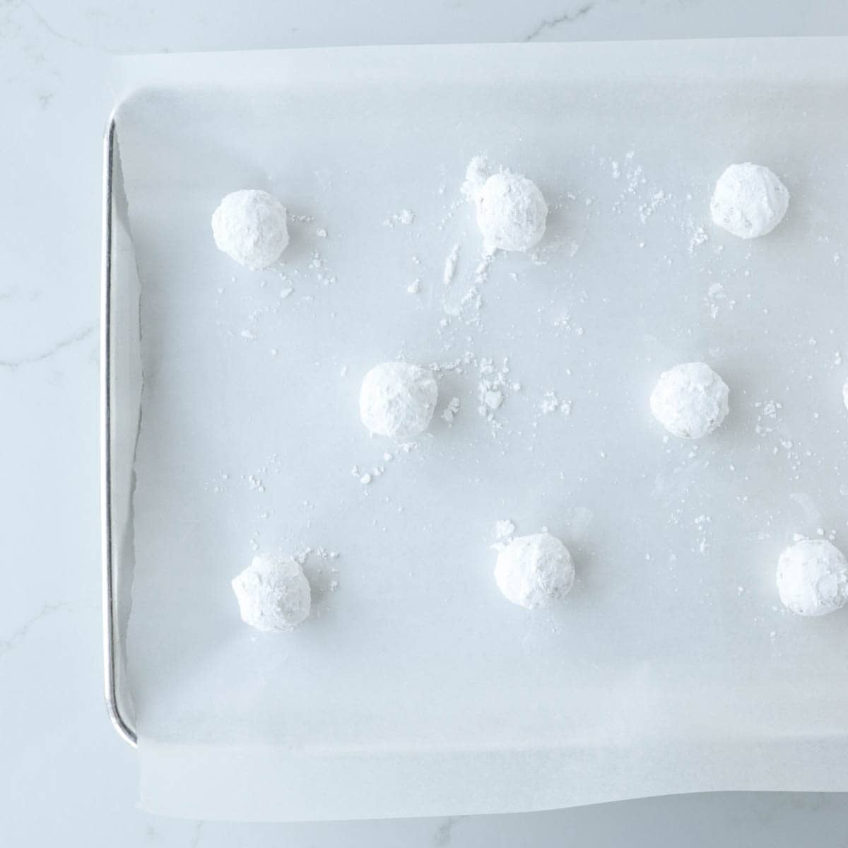 Gingerbread Crinkle Cookies