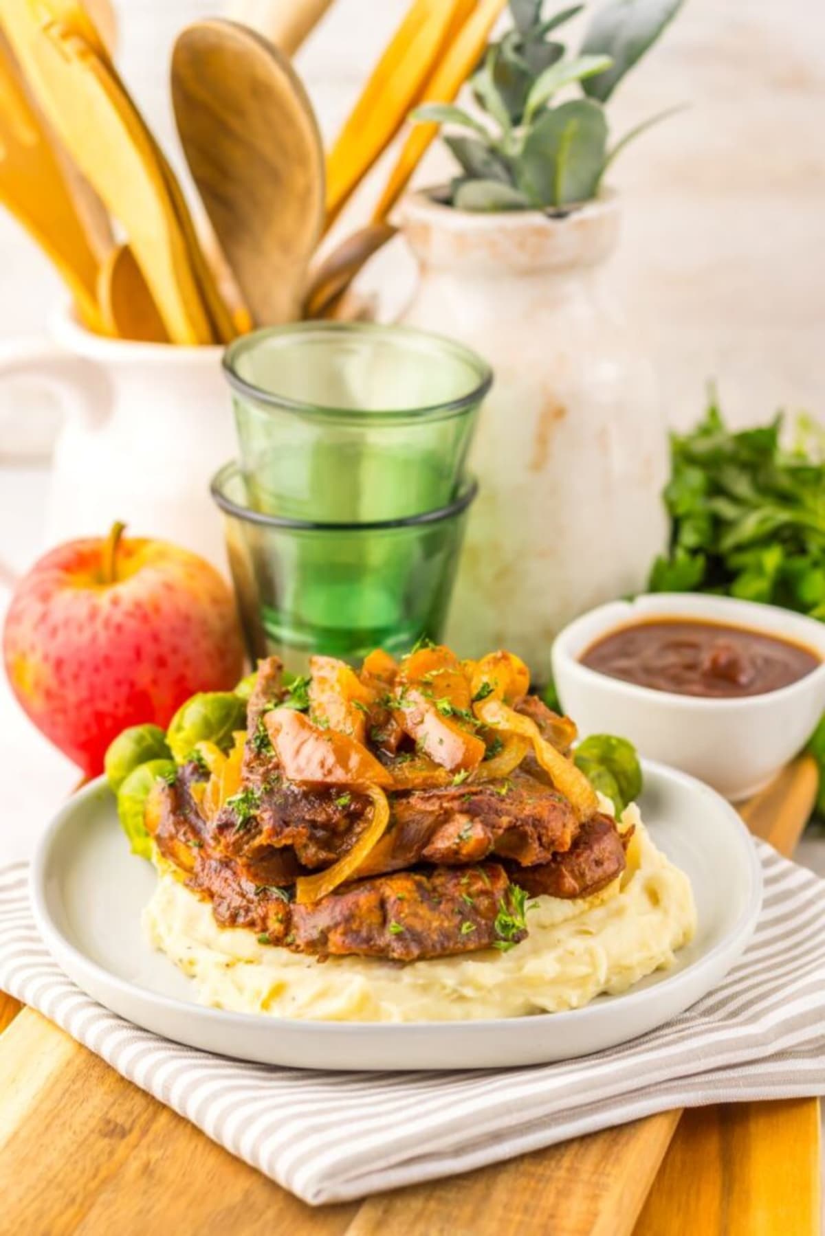 Slow Cooker Apple Butter Pork Chops
