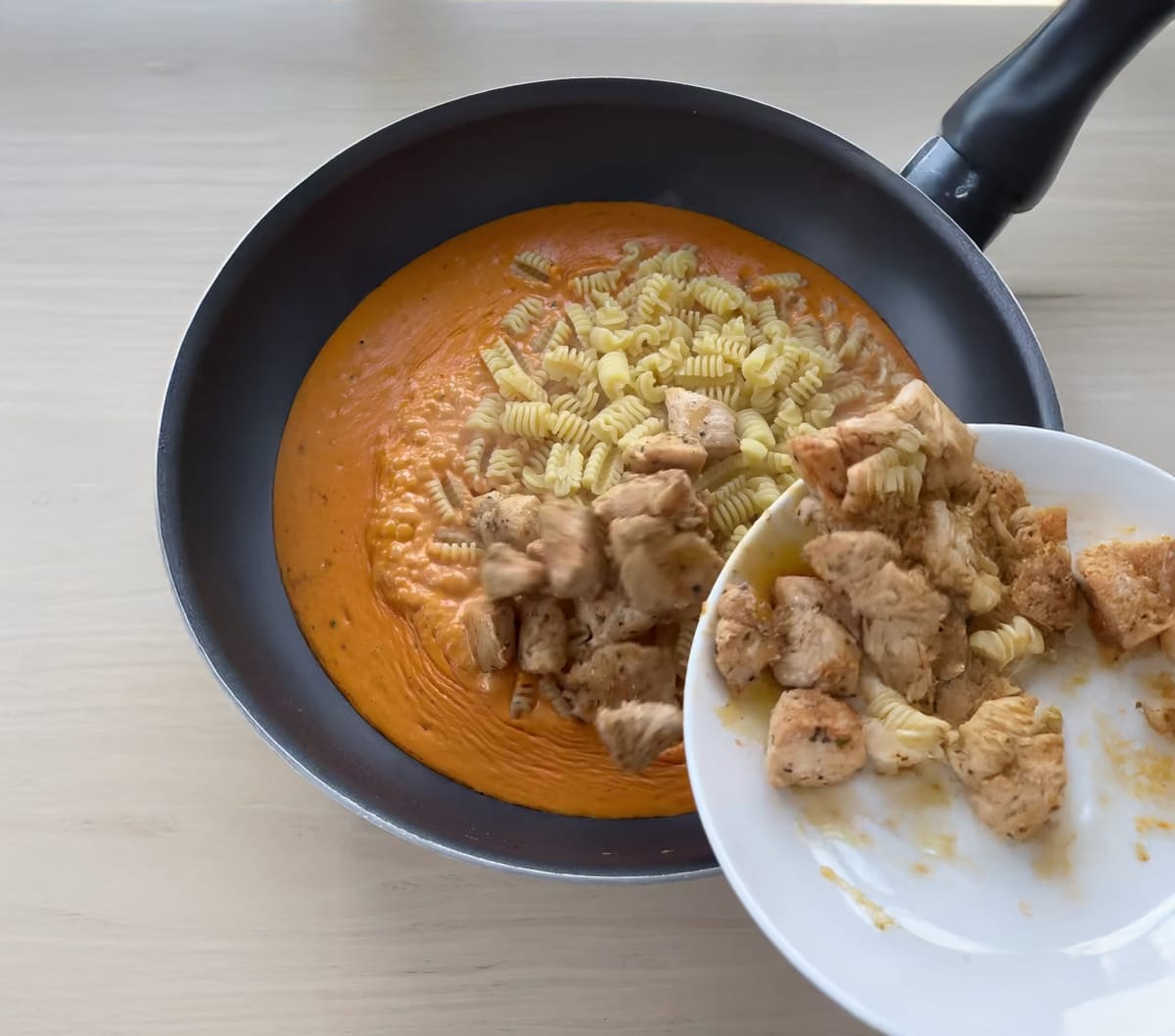 Vodka Sauce Chicken Pasta