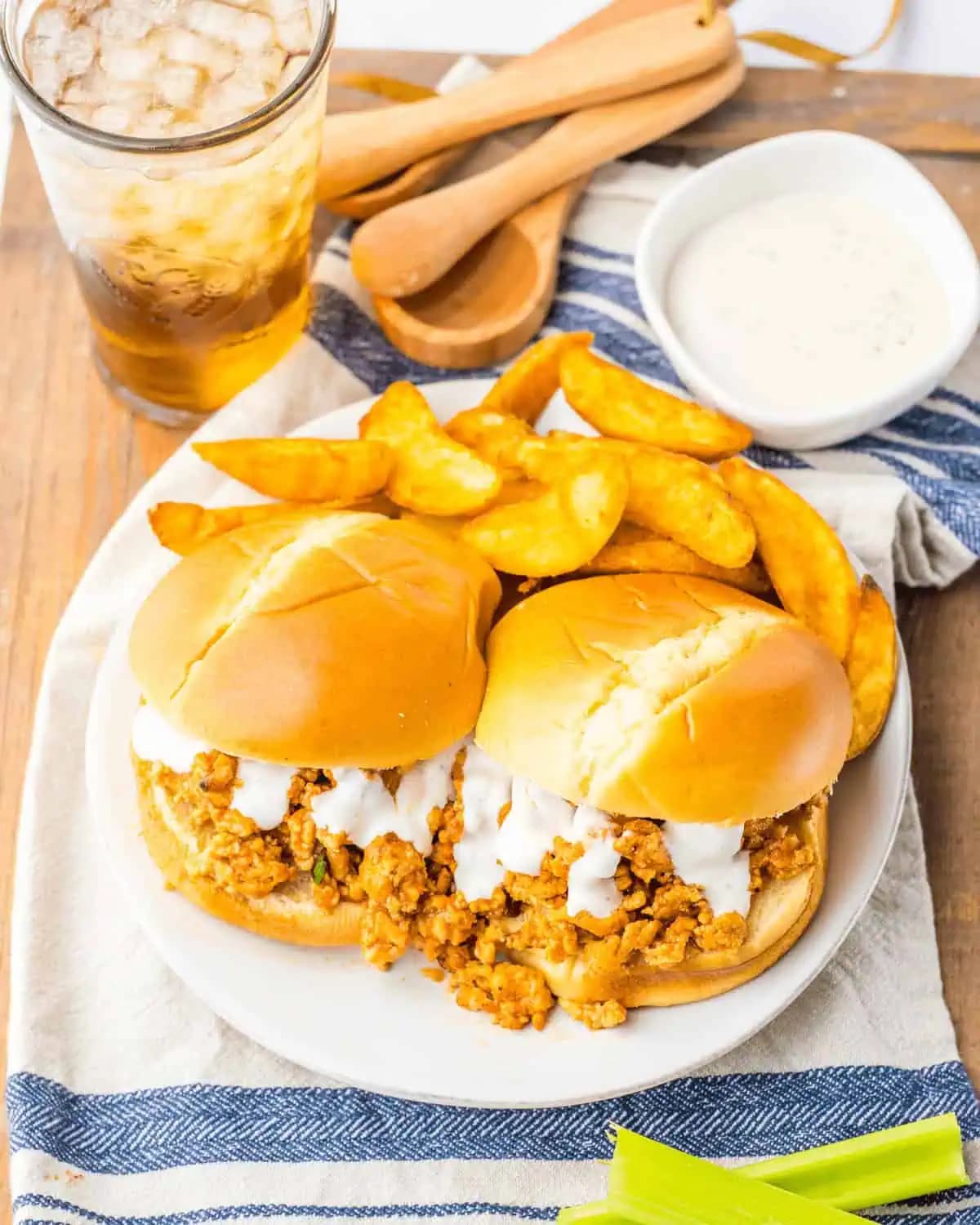 Slow Cooker Buffalo Chicken Sloppy Joes