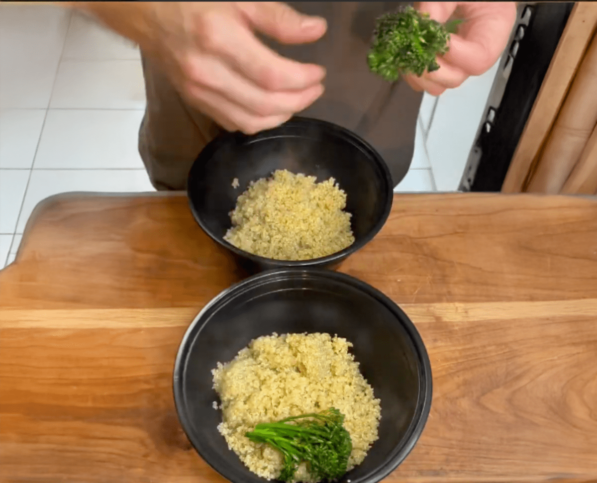 Healthy Ginger Sesame Salmon Quinoa Bowls