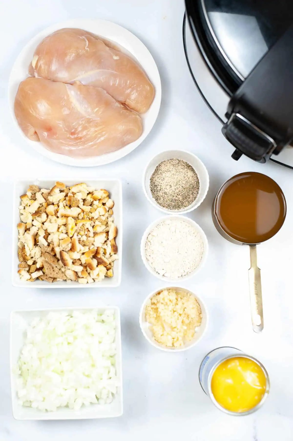 Slow Cooker Chicken and Stuffing Casserole