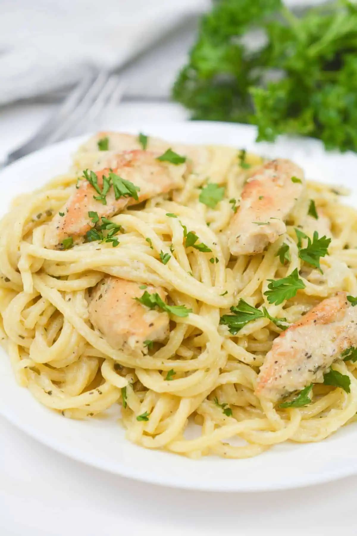 Creamy Chicken Pesto Pasta