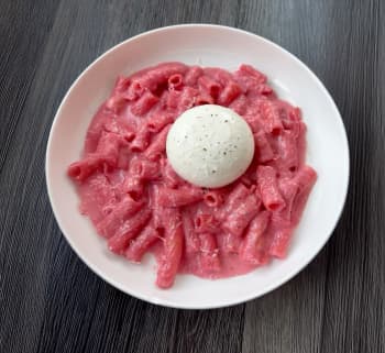 Creamy Beet Ricotta Rigatoni