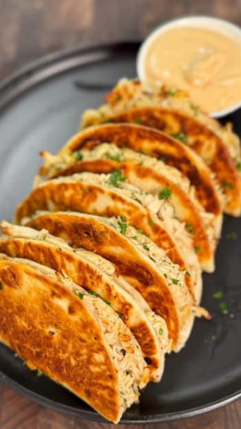 High-Protein Shredded Chicken Mini Tacos