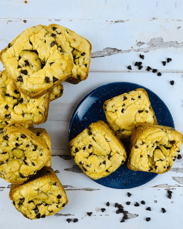 Lazy Chocolate Chip Cookie Bars cover