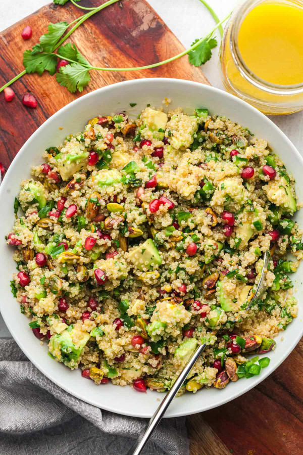 Zesty Quinoa Salad Recipe cover
