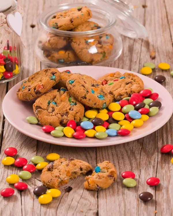M&M Chocolate Chip Cookies cover