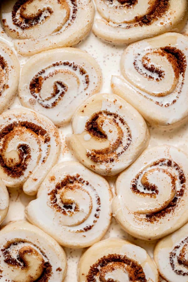 Mini Cinnamon Rolls with Heavy Cream cover