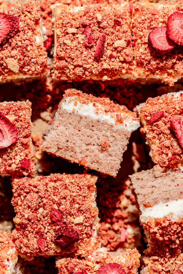 Strawberry Crunch Cake cover