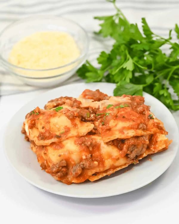 Lazy Ravioli Lasagna cover