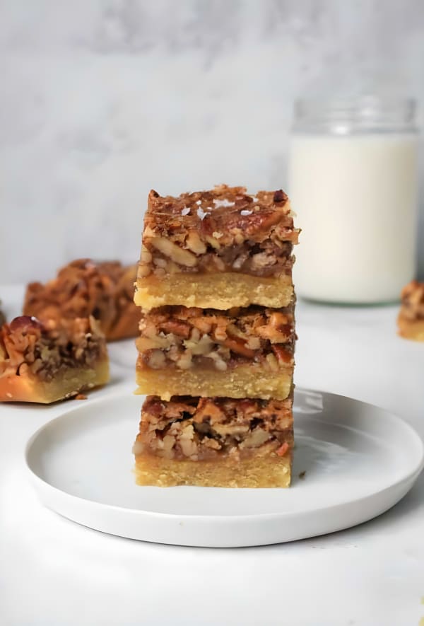 Paleo Pecan Pie Bars cover